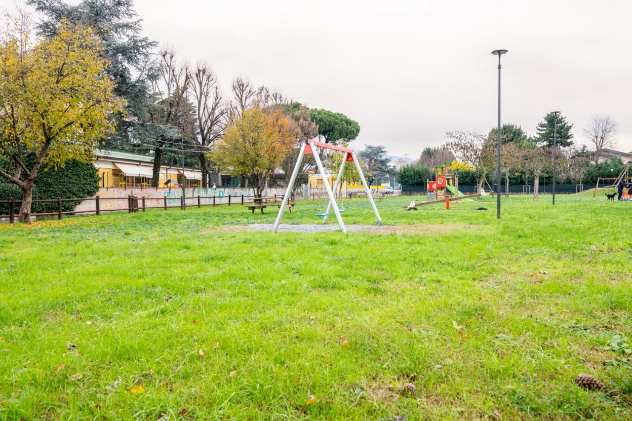 Appartamento Le Cornici Lucca Bagian luar foto